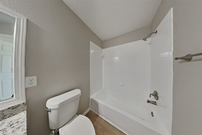 Photo - 18502 Fair Grange Ln