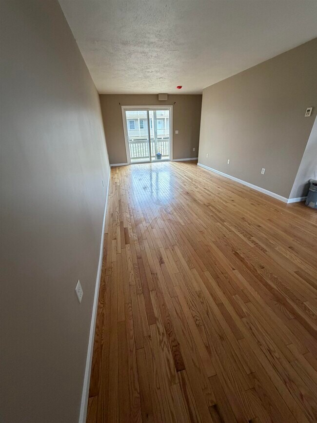 Photo - 41 Beatrice St Unit B