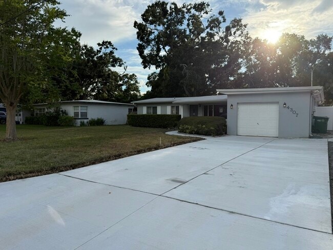 Photo - 4307 S Thatcher Ave