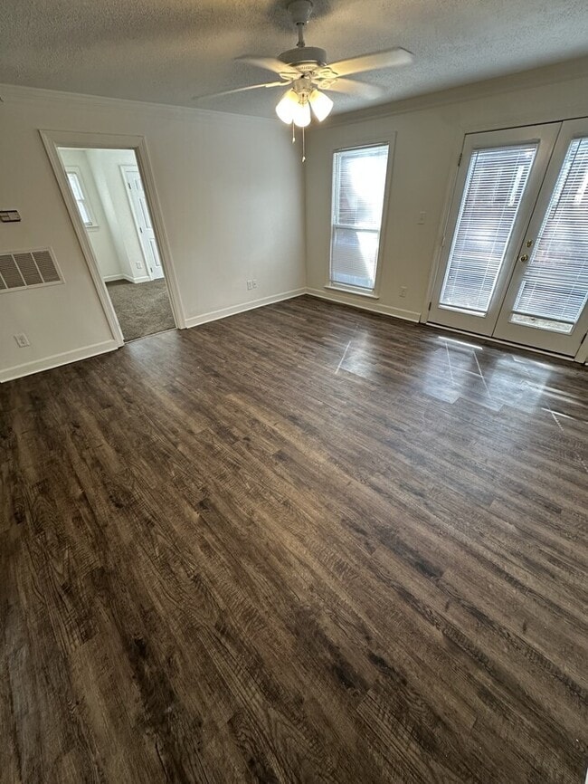 Building Photo - 3521-102 Ivy Commons Drive Unit 102