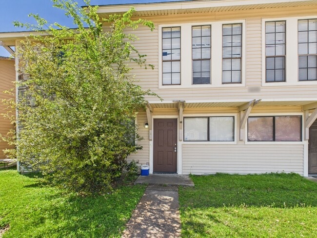 Photo - 1108 Welsh Ave