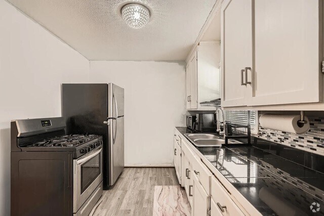 Building Photo - 3924 N Lyndale Ave Unit 3924 Rental