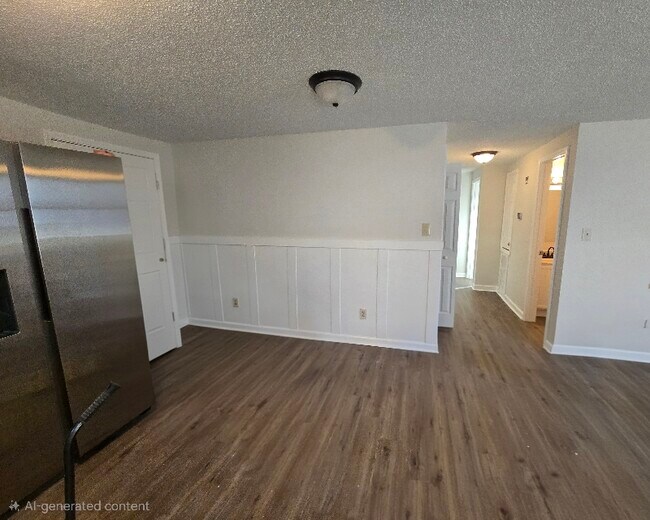 Photo - 1321 W May Ave