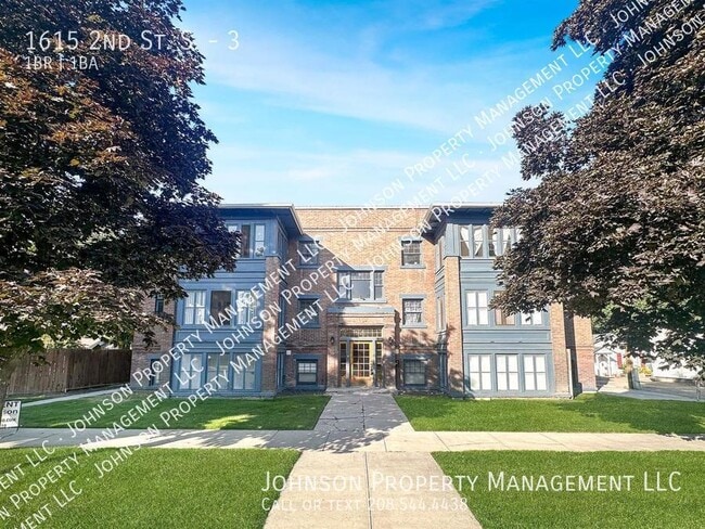 Building Photo - 1615 2nd St S Unit 3