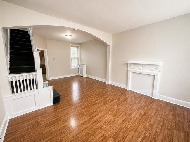 Photo - Spacious 3 Bedroom Available Now