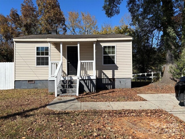 Photo - 3512 Jonquil St