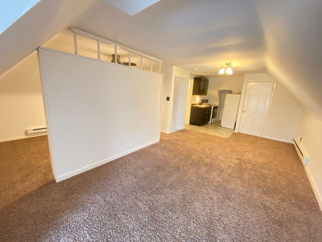 Photo - 329 W 8th Ave Unit 3