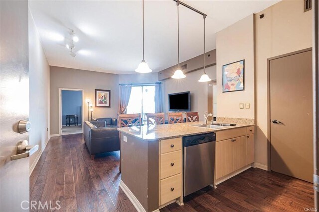 Building Photo - 388 E Ocean Blvd Unit 217 Rental