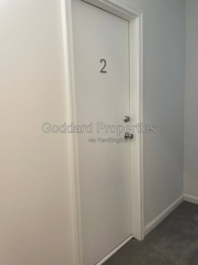 Building Photo - 1434 Light St Unit B