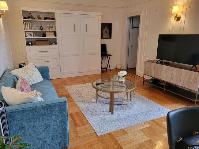 Photo - 43-33 46th St Unit F-7