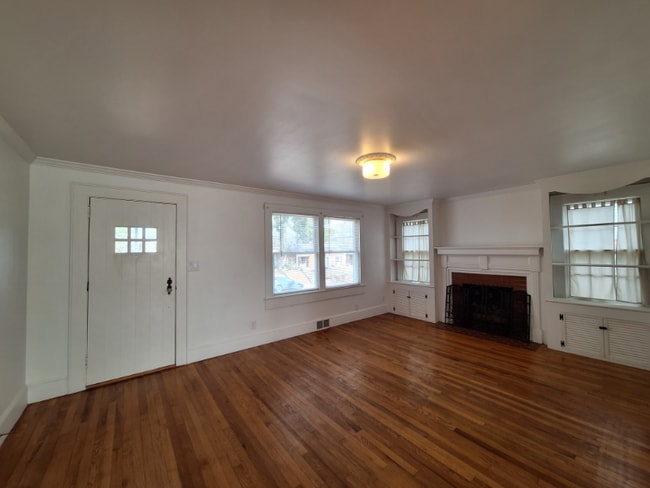 Photo - 3811 Walker Ave