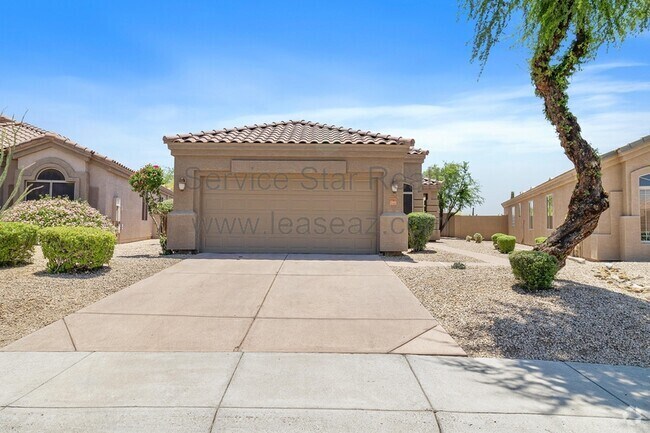 Building Photo - 4425 E Smokehouse Trail