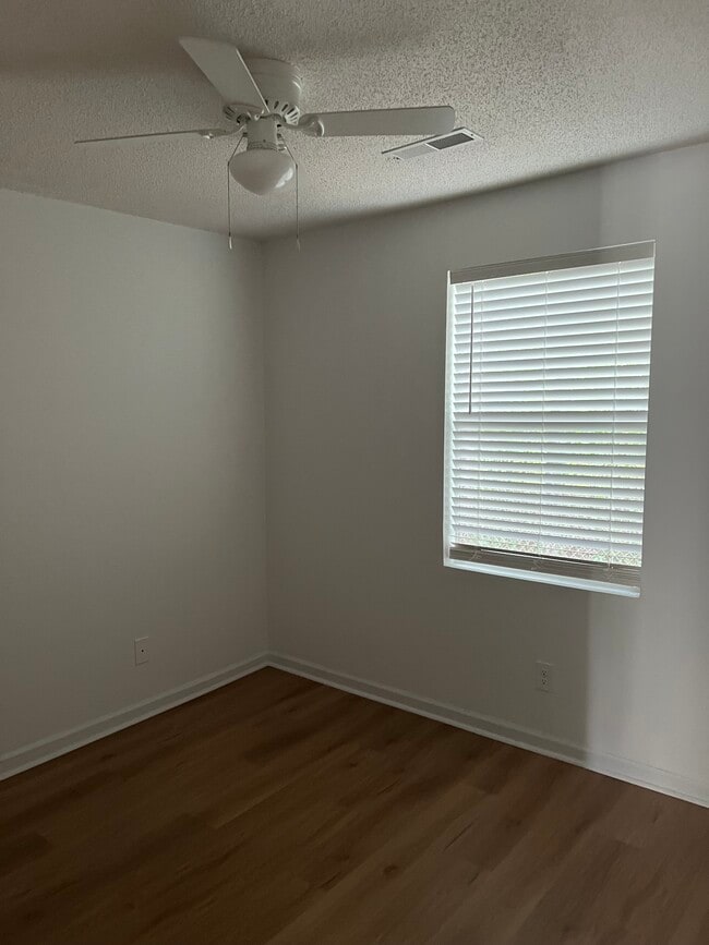 Photo - 5120 Rivers Ave