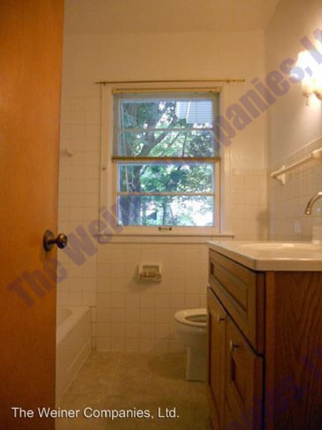 Photo - Now leasing for June!