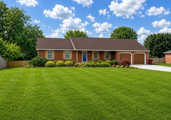 Photo - 3 bedroom one- level beauty in North Johnson City!