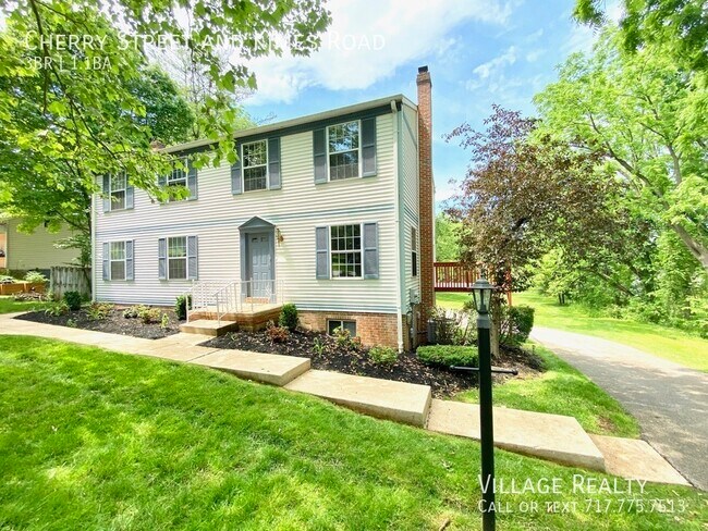 Photo - 225 Cherry St