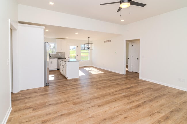 Photo - 164 Doubletree Ct