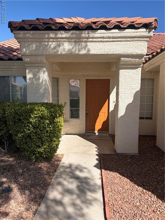 2226 Crown Valley Ln