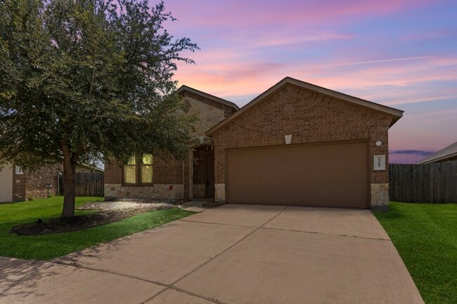 Photo - 23607 Legano Dr