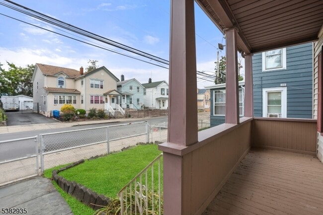 Photo - 100 Linden St