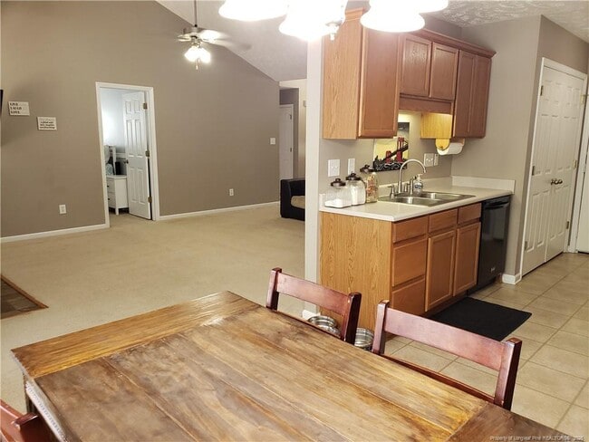 Photo - 115 Silverberry Ct