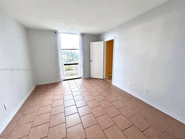 Photo - 13499 Biscayne Blvd Unit 506
