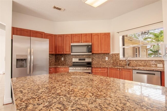 Photo - 170 NW 207th Way