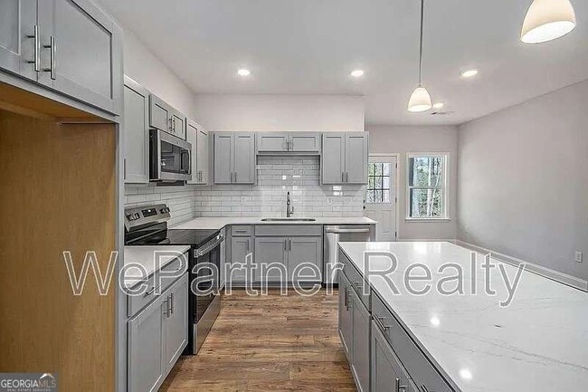 Photo - 136 Crest Pointe