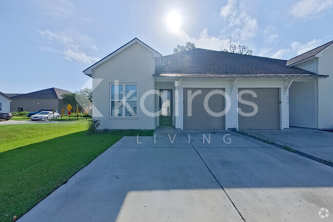 Building Photo - 4815 E Dacha Ln Rental