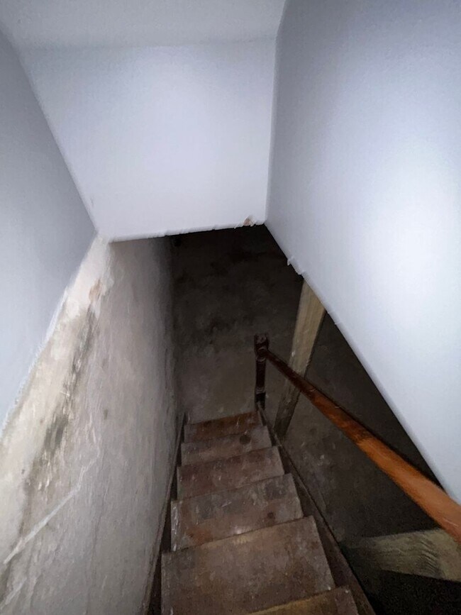 Photo - 24 E Abbottsford Ave