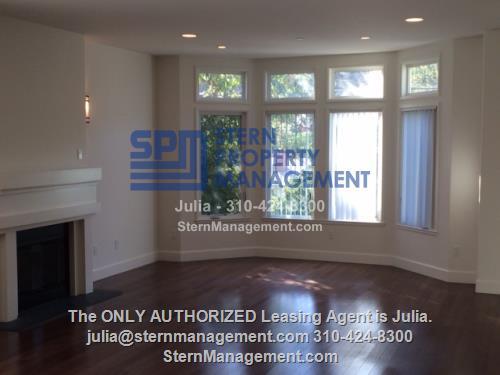 Photo - 2640 Beachwood Dr.