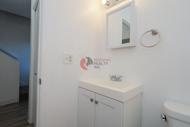 Photo - Clearview Village