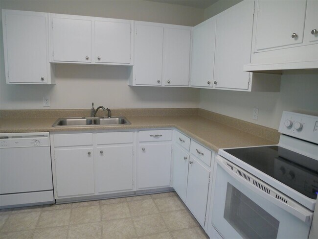 Photo - 1232 Winifred Dr