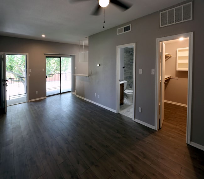 Photo - 8800 Westplace Dr Unit 1406