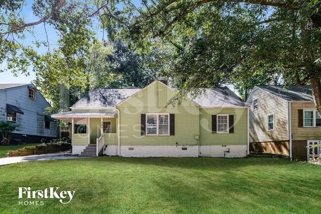 Building Photo - 390 Hillside Dr SW