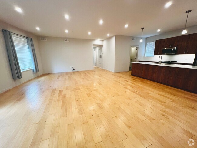 Building Photo - MOVE-IN SPECIAL: Open-Concept 2BD 2BA Cond... Unit N12 Rental