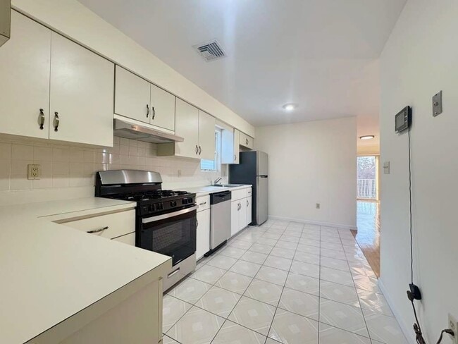 Photo - 4414 Liberty Ave