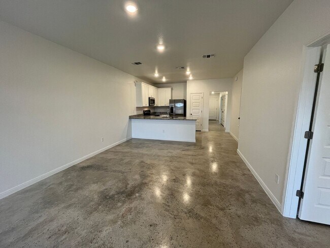 Photo - 912 Wax Myrtle Ct Unit A-STILL OCCUPIED BY RESIDENT