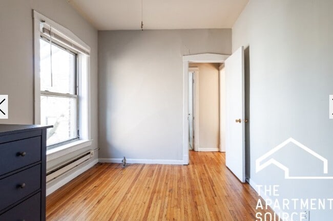 Photo - 620.5 W Barry Ave Unit N2