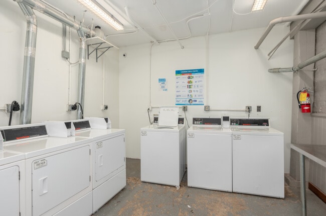 Laundry Center