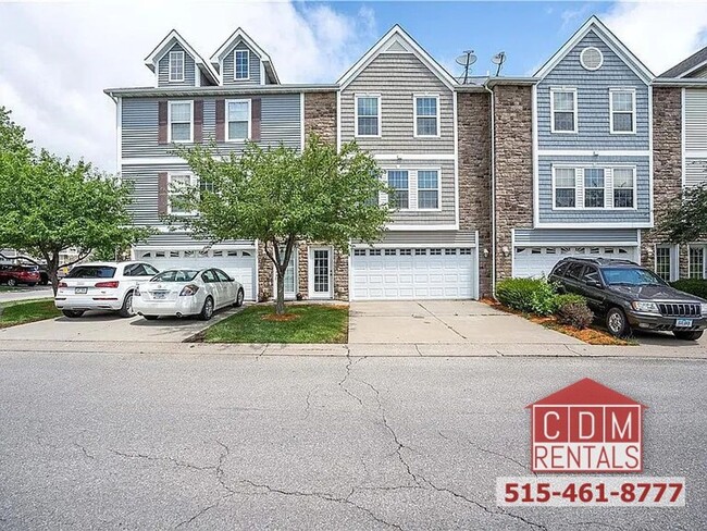 Building Photo - Wonderful Waukee Townhome