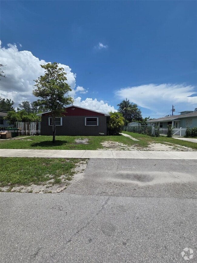 Building Photo - 6185 SW 43rd St Unit 6185 Rental
