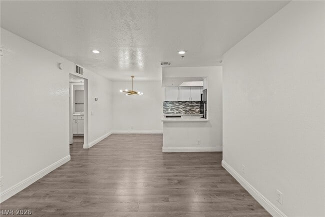 Photo - 4200 S Valley View Blvd Unidad 2047