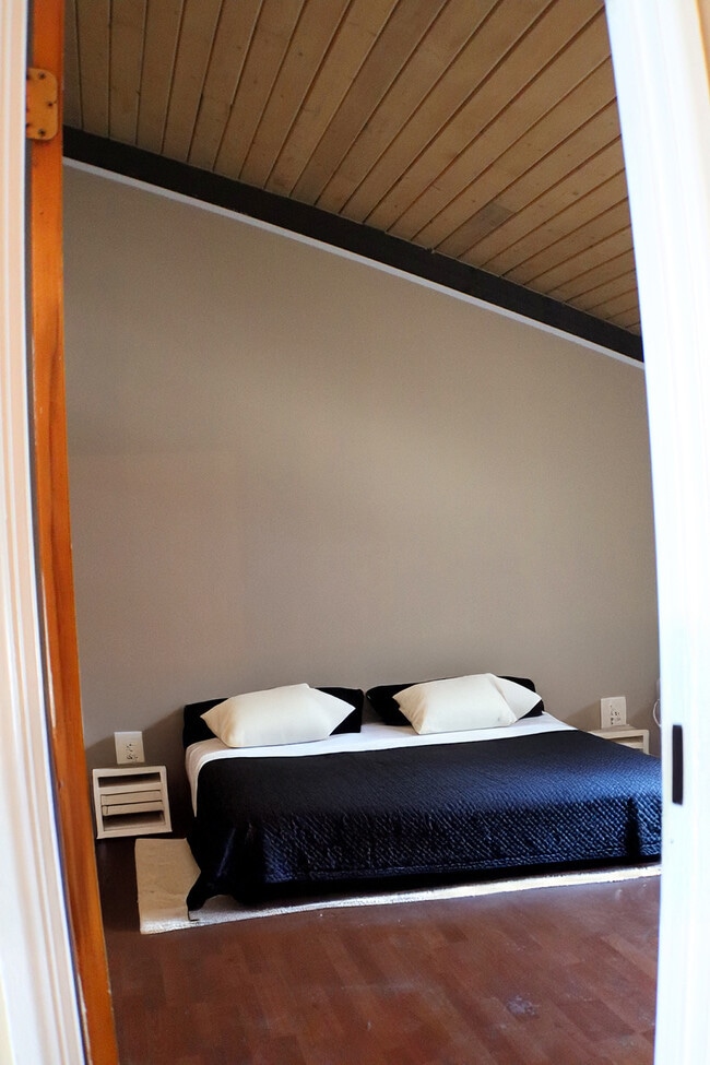 Photo - Swan Landing Apartments