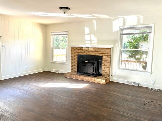 Photo - 6524 Idlebrook Dr