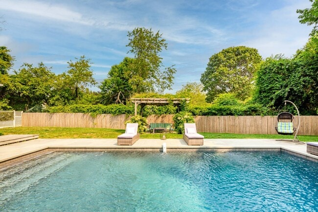 Photo - 2 Tims Trail