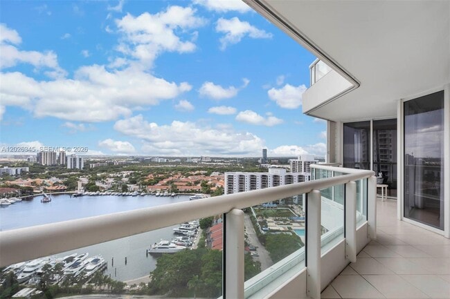 21205 Yacht Club Dr Unit 2403