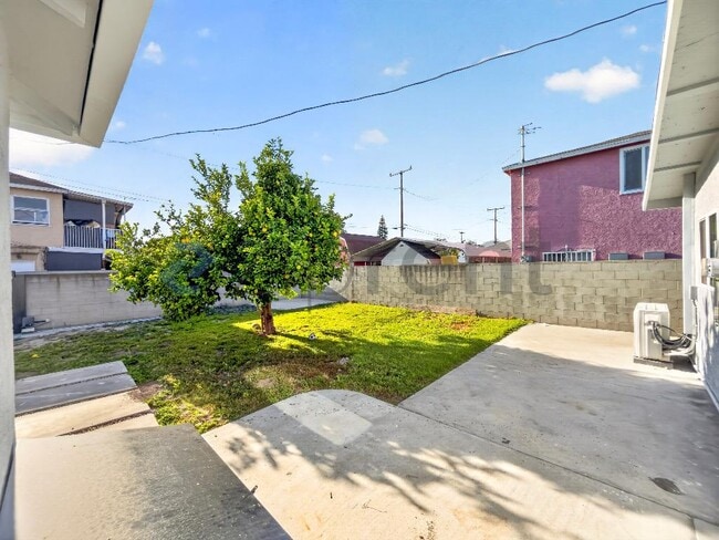 Photo - 3233 Easy Ave