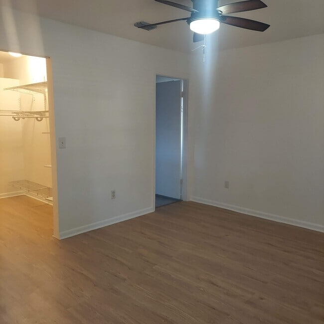 Photo - 927 Northern Dr