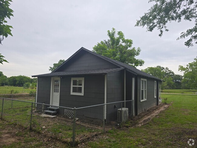 Building Photo - 21635 FM 1253 Rental